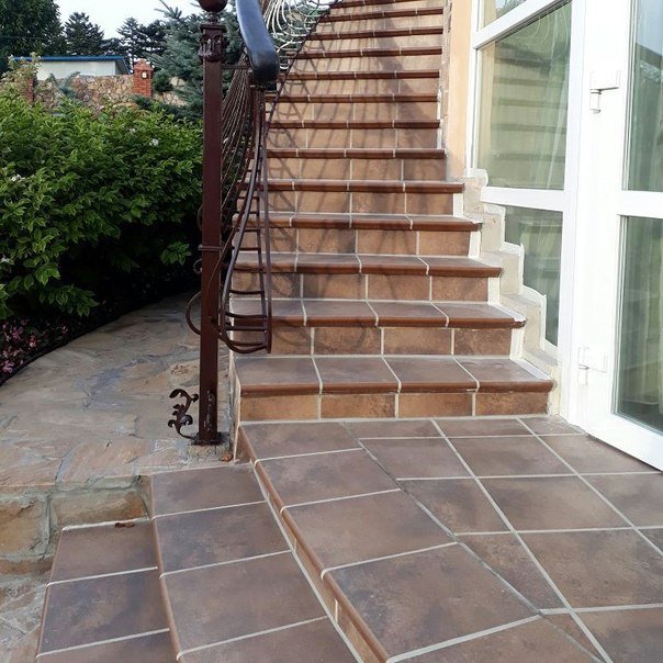 Монтаж клинкерных ступеней и плитки