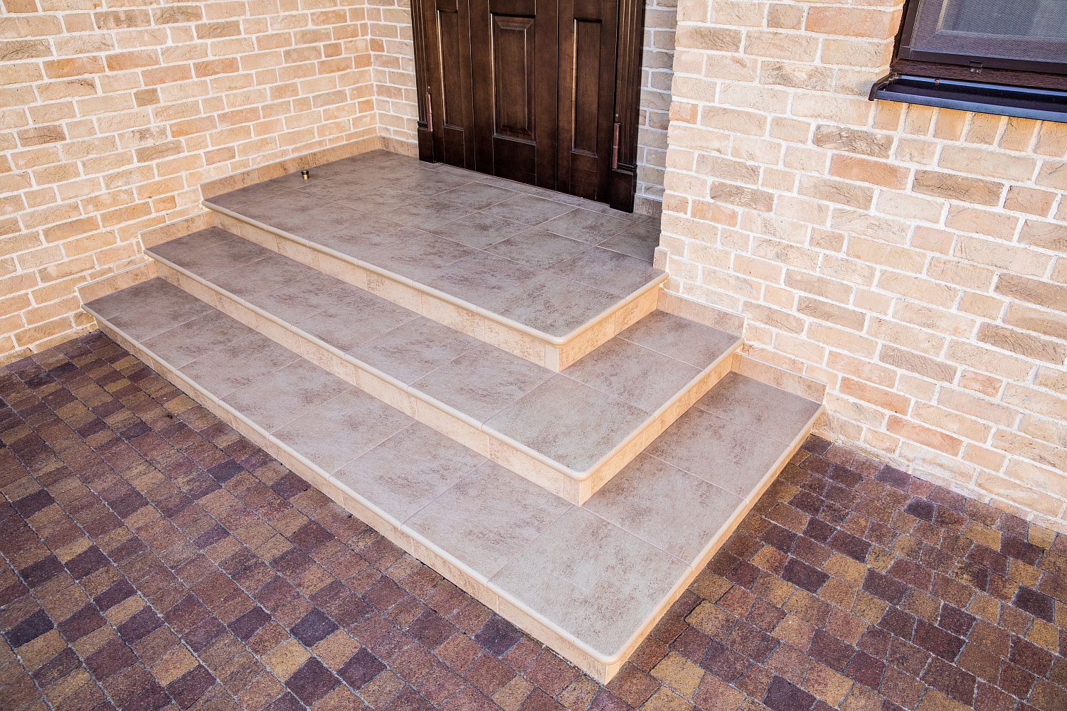 Монтаж клинкерных ступеней и плитки